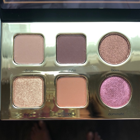 Tarte eyeshadow palette- Tarteist pro to go mini - Picture 2 of 2
